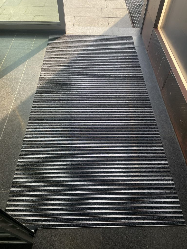 Indgangsmåtte BBN Aluline